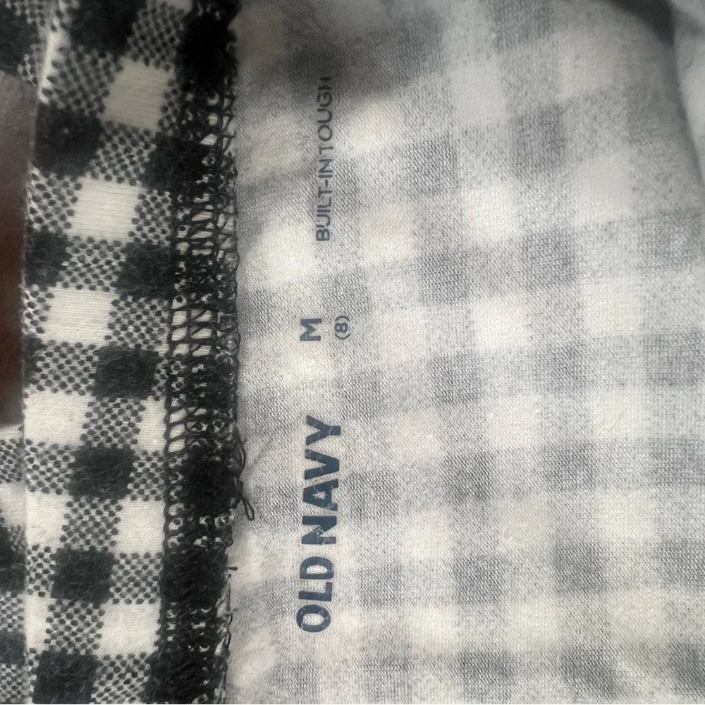 🖤🤍 Old Navy Checkered Leggings 🤍🖤